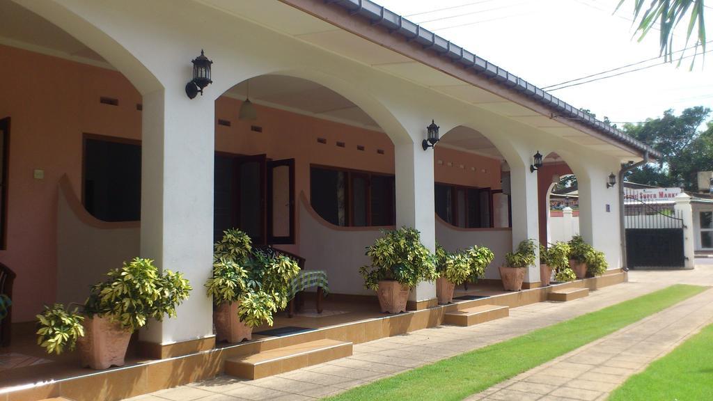 Ocean View Tourist Guest House At Negombo Beach Near The Airport Dış mekan fotoğraf