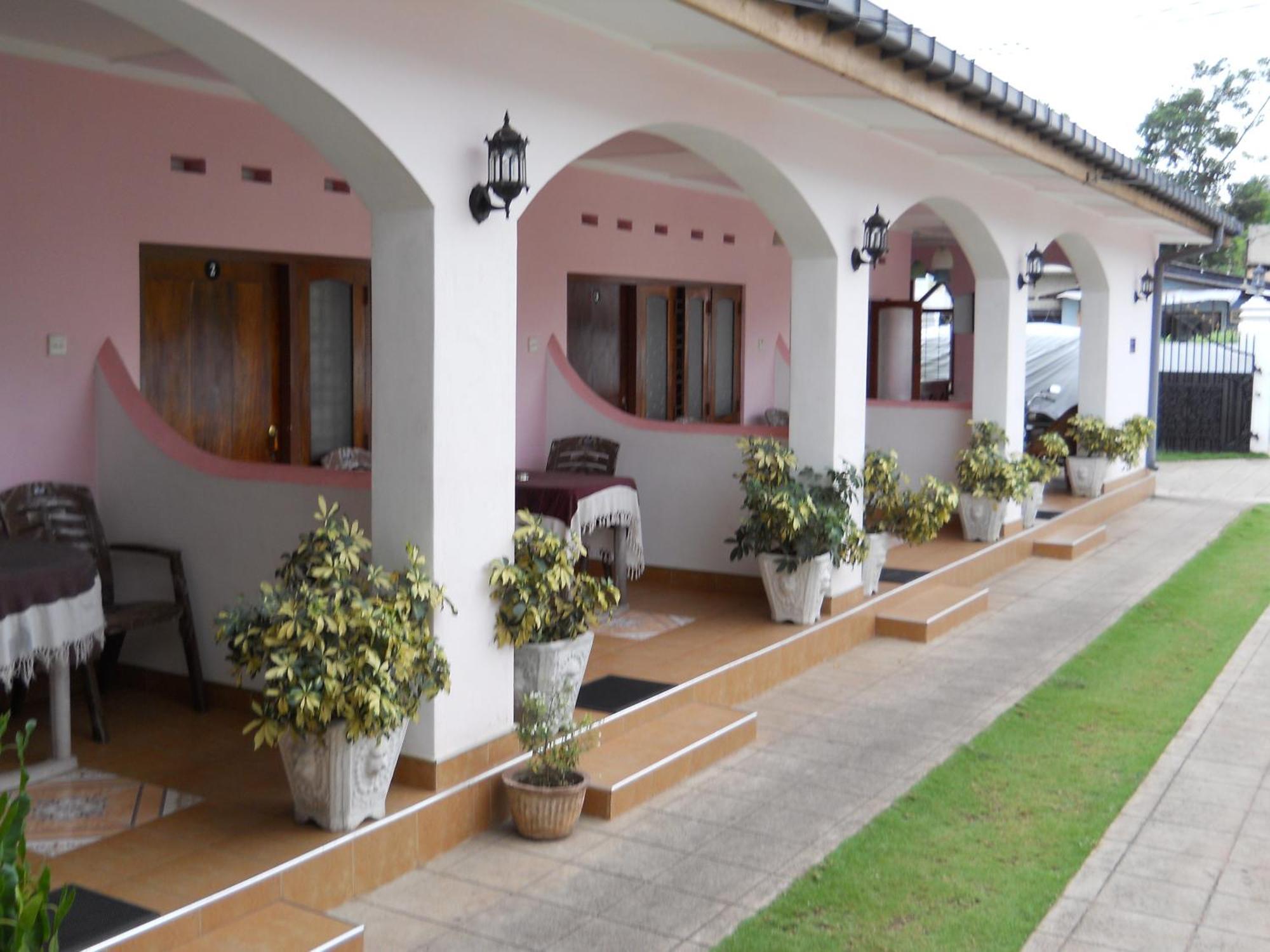 Ocean View Tourist Guest House At Negombo Beach Near The Airport Dış mekan fotoğraf